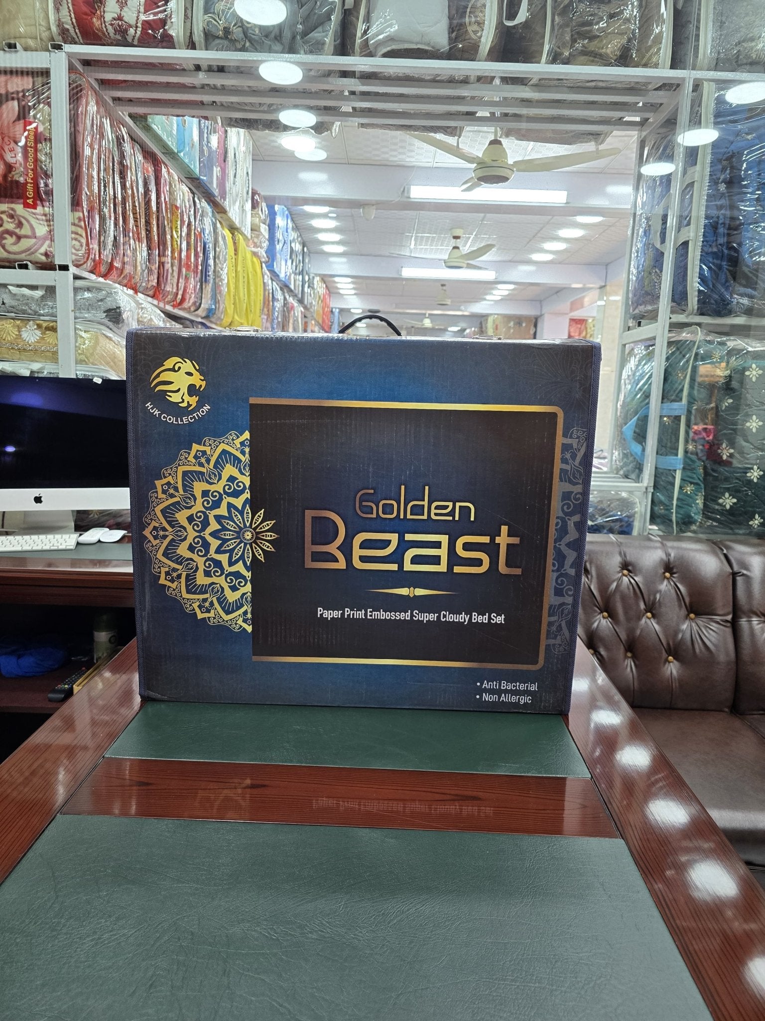 Golden Beast Blanket set - BednWell